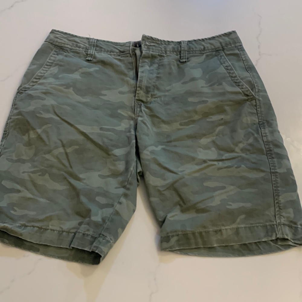 Aeropostale men’s shorts camo size 29